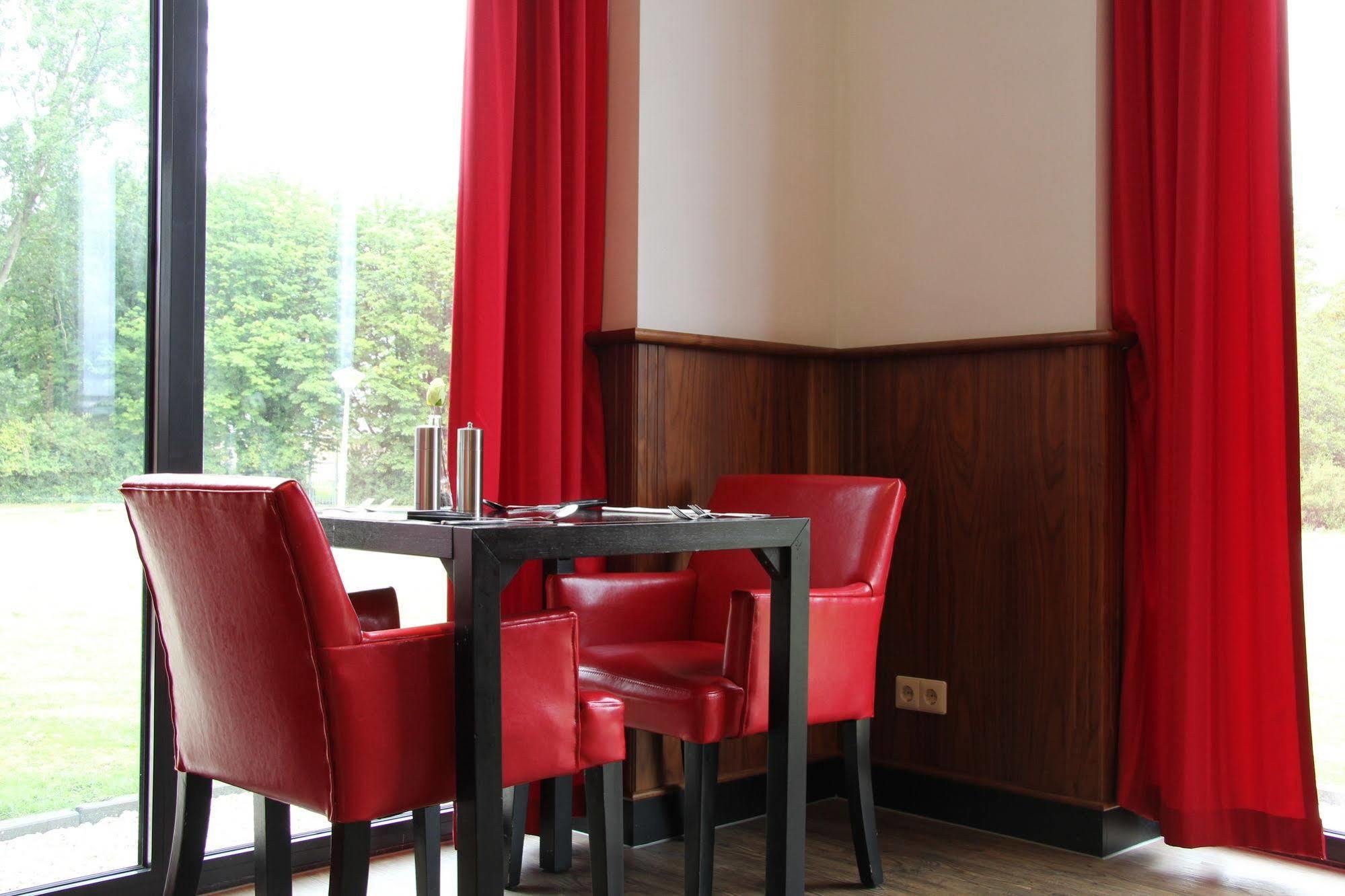 Bastion Hotel 3*